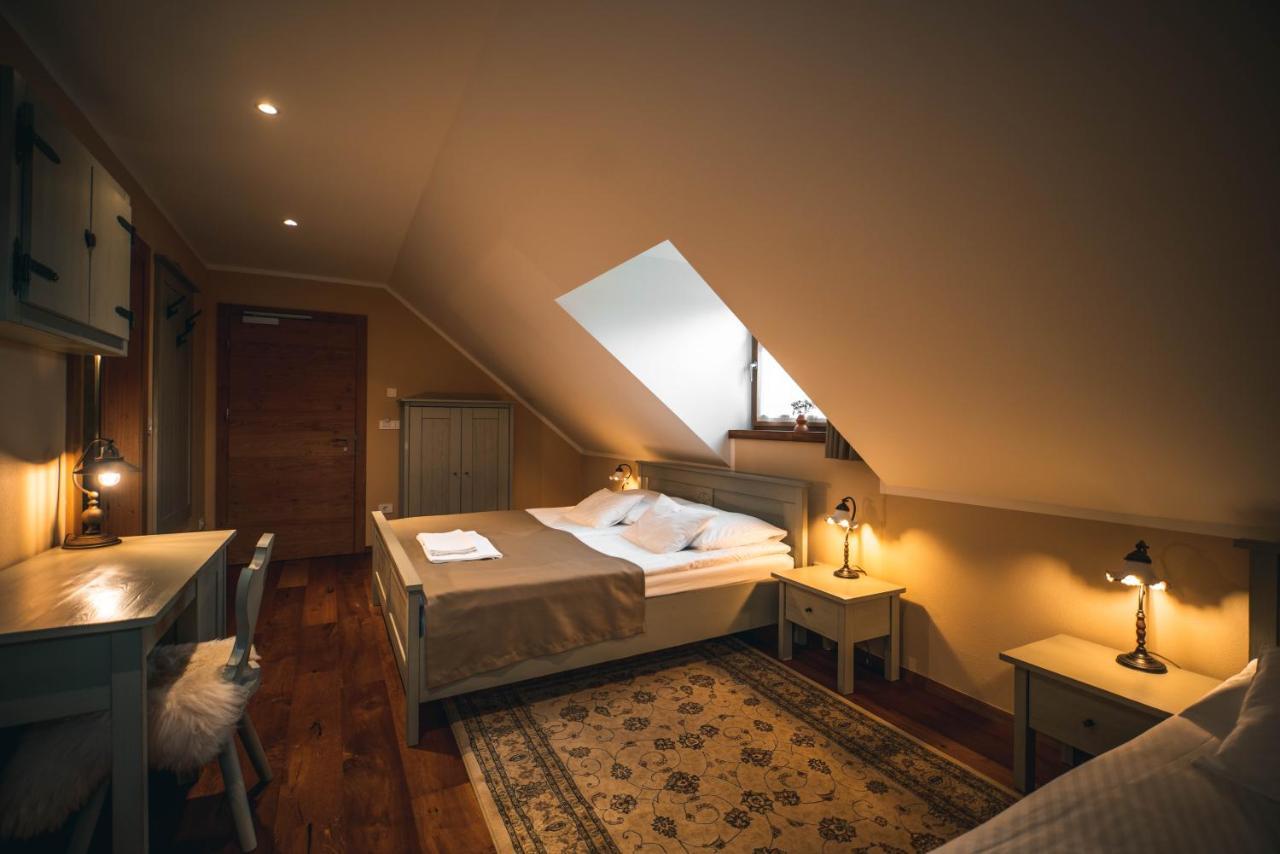 Hotel Zamorc Škofja Loka Екстериор снимка