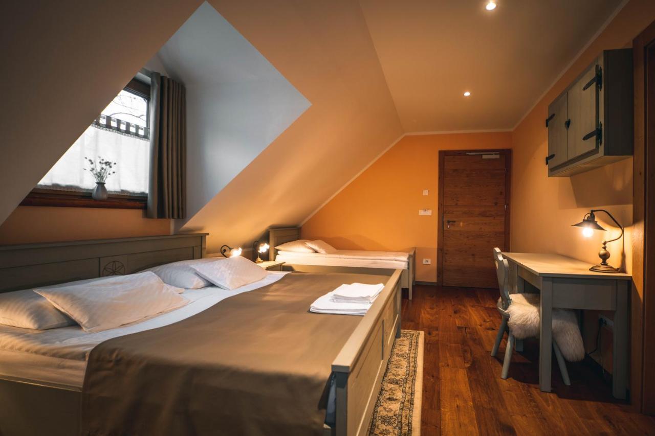 Hotel Zamorc Škofja Loka Екстериор снимка