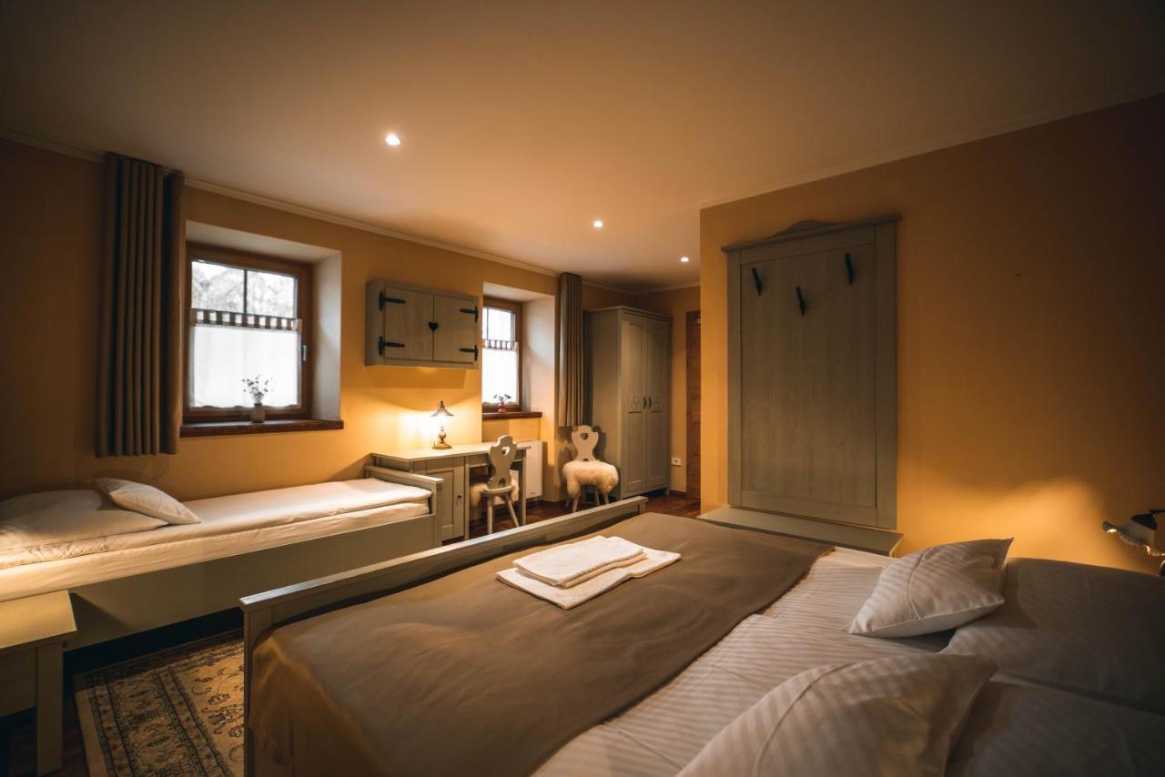 Hotel Zamorc Škofja Loka Екстериор снимка