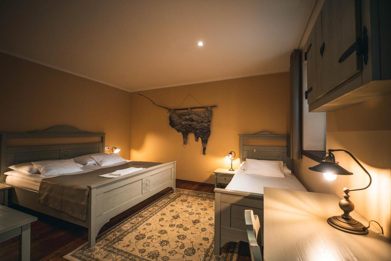 Hotel Zamorc Škofja Loka Екстериор снимка