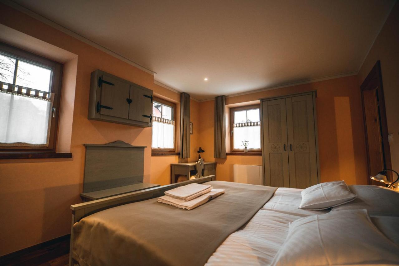 Hotel Zamorc Škofja Loka Екстериор снимка