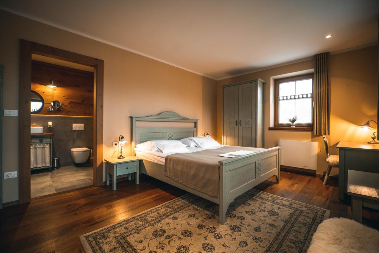 Hotel Zamorc Škofja Loka Екстериор снимка
